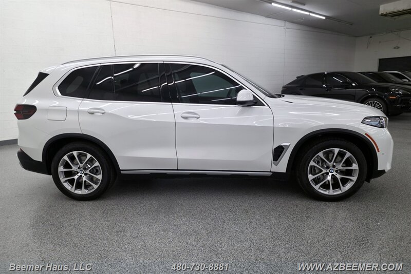 Used 2026 BMW X5 xDrive50e AWD/4WD image 10