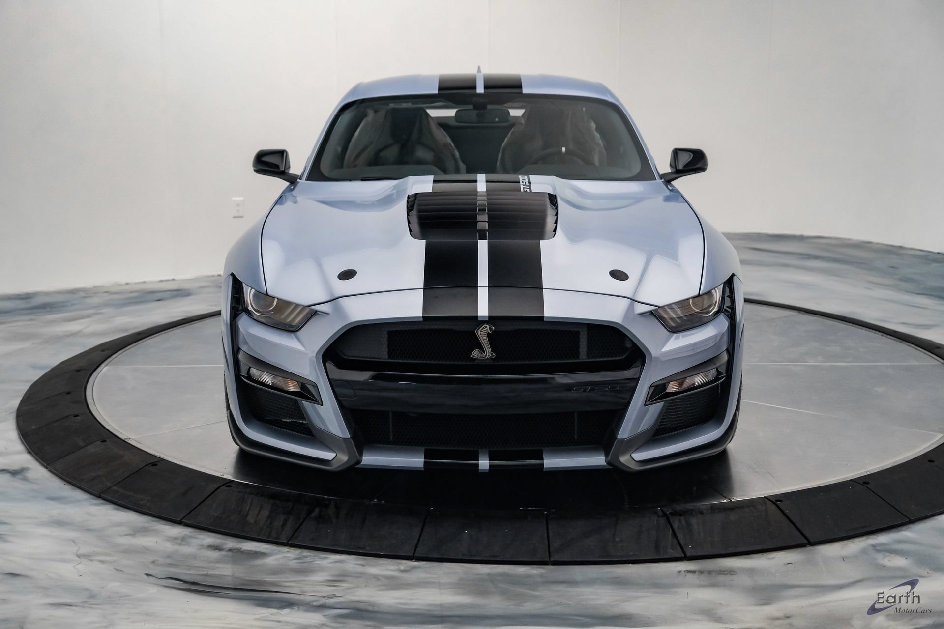 Used 2022 Ford Mustang Shelby GT500 w/ Carbon Fiber Track Pack RWD image 28