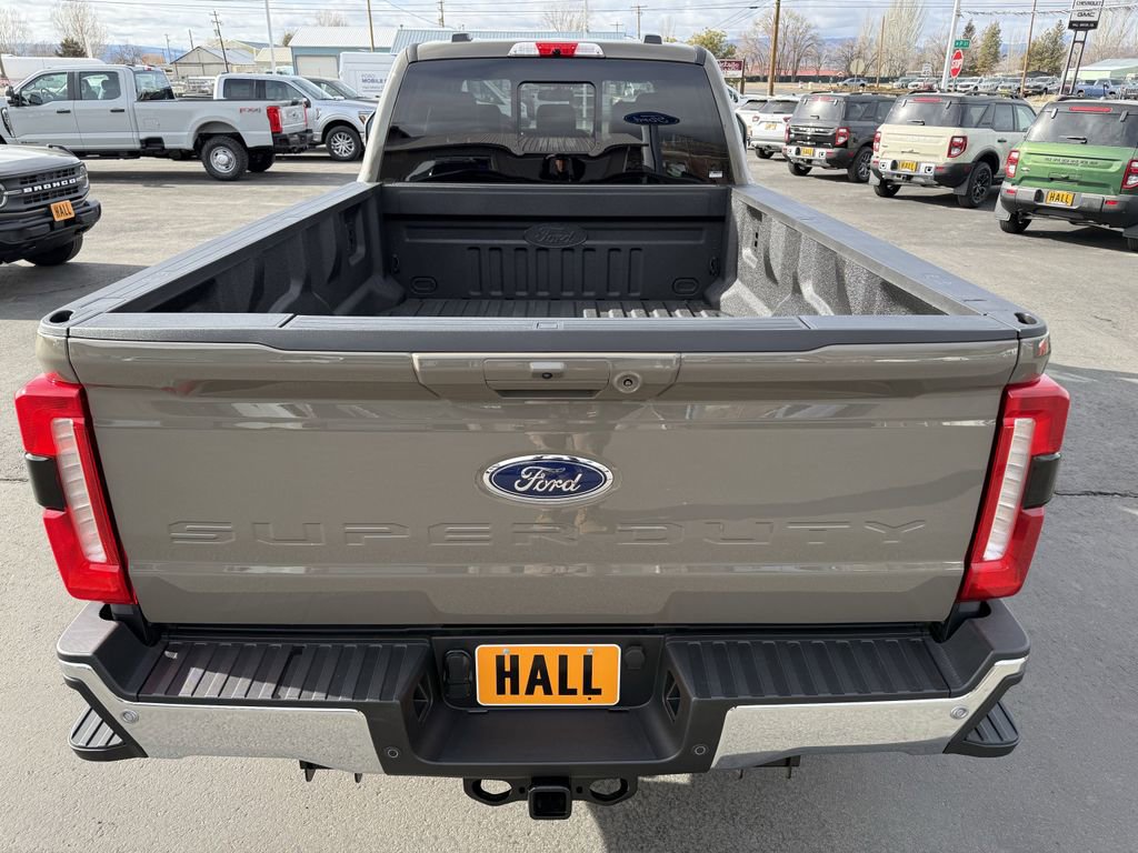 New 2026 Ford F350 Lariat w/ Lariat Premium Package image 4