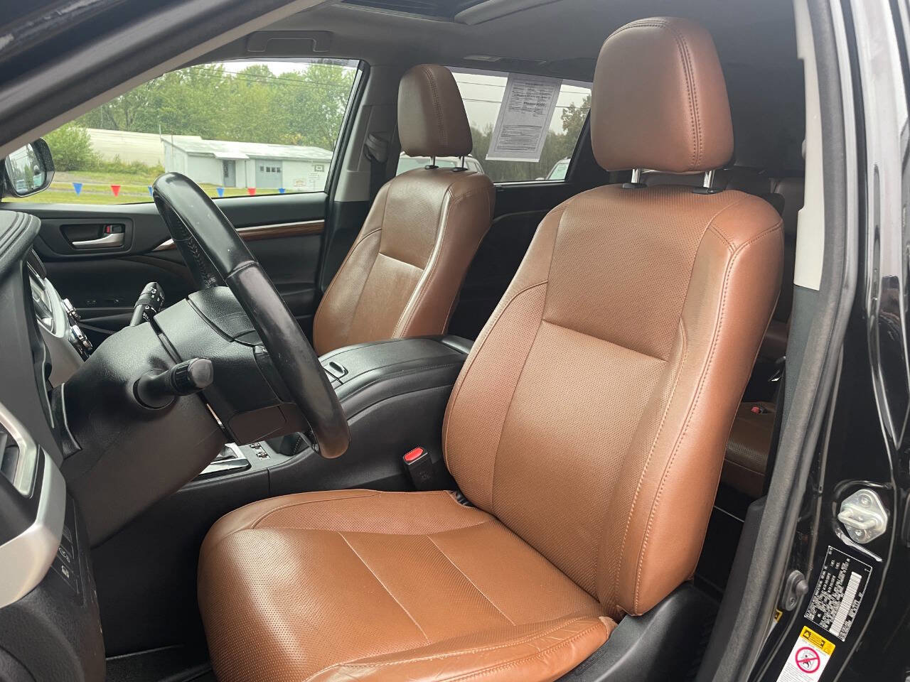 Used 2018 Toyota Highlander Limited image 37