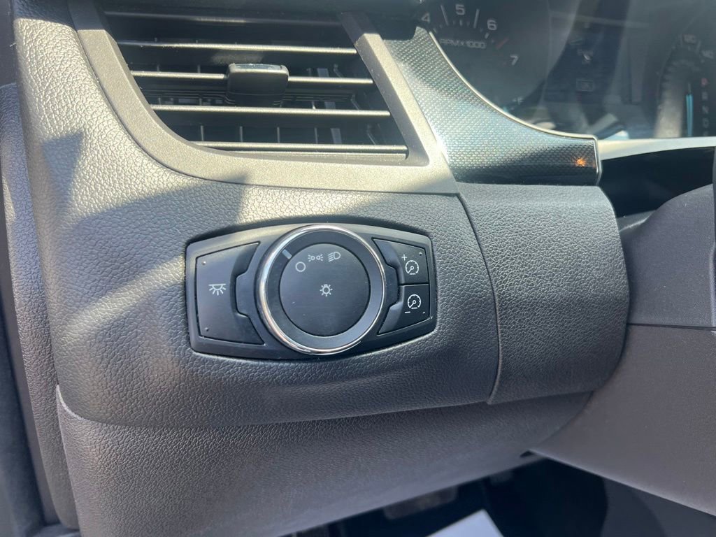 Used 2013 Ford Edge SE FWD image 19