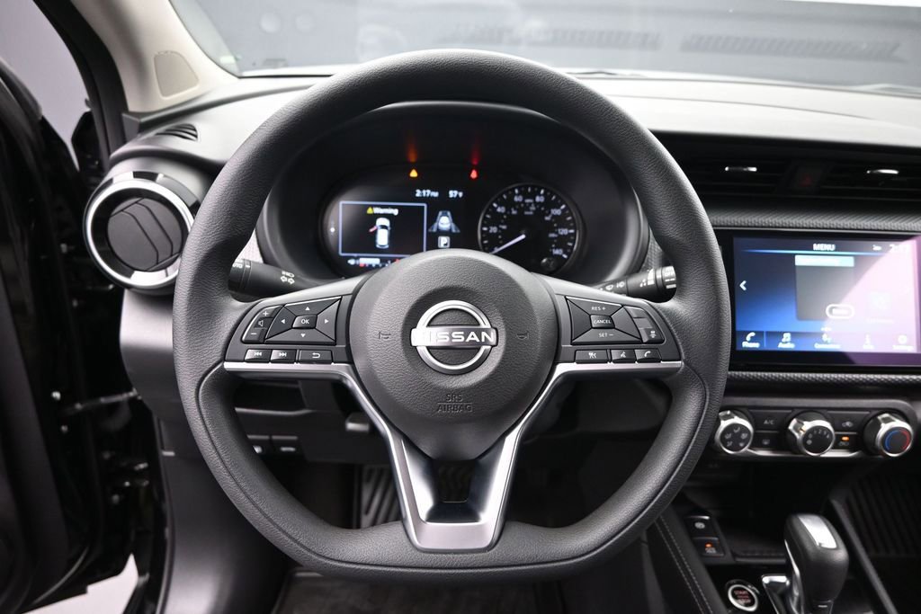 Used 2024 Nissan Kicks SV FWD image 21