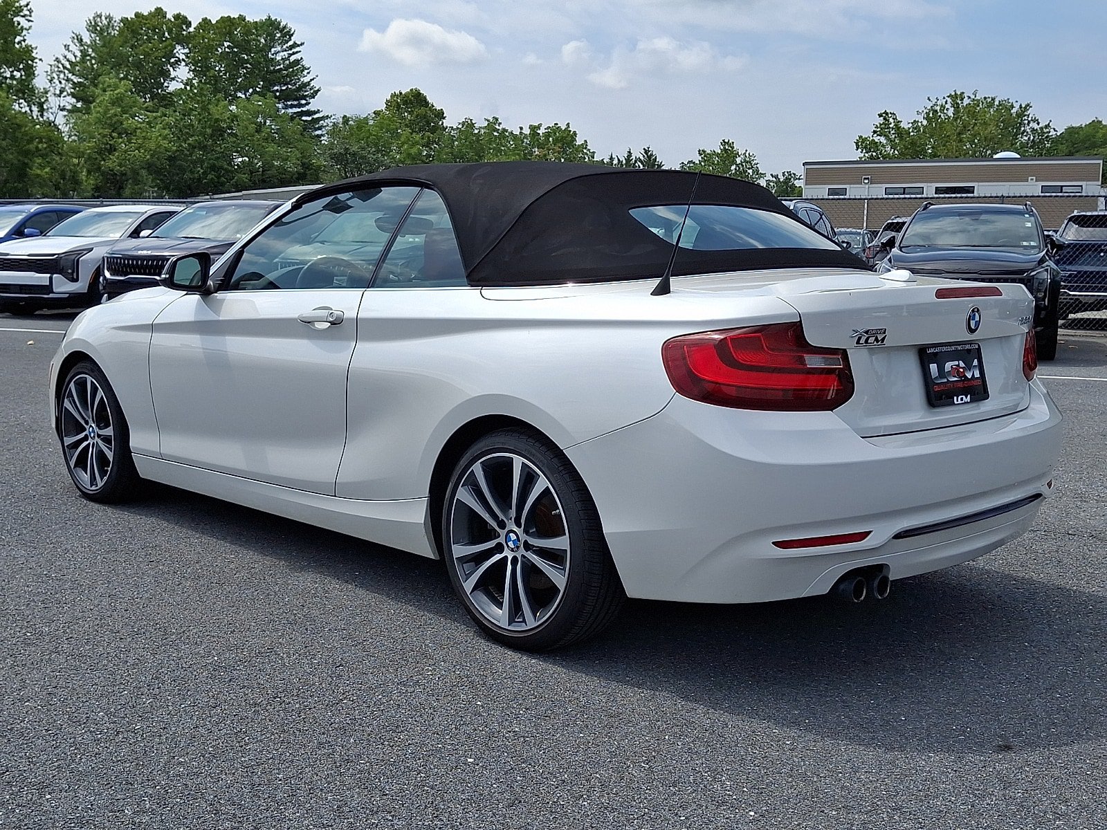 Used 2015 BMW 228i xDrive Convertible AWD/4WD image 11