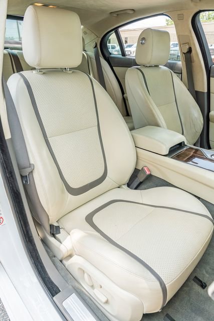 Used 2012 Jaguar XF Portfolio image 45