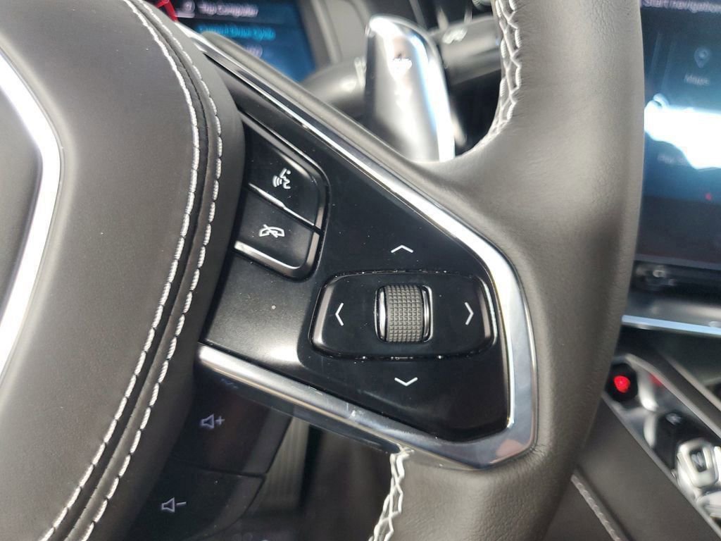 New 2025 Chevrolet Corvette E-Ray image 25