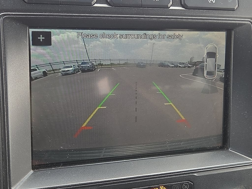 Used 2019 Ford Expedition XLT w/ Equipment Group 202A AWD/4WD image 18