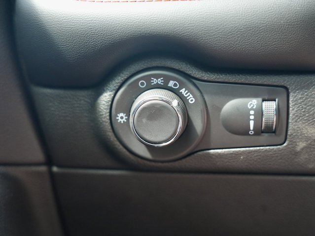 Used 2024 Dodge Durango GT image 28