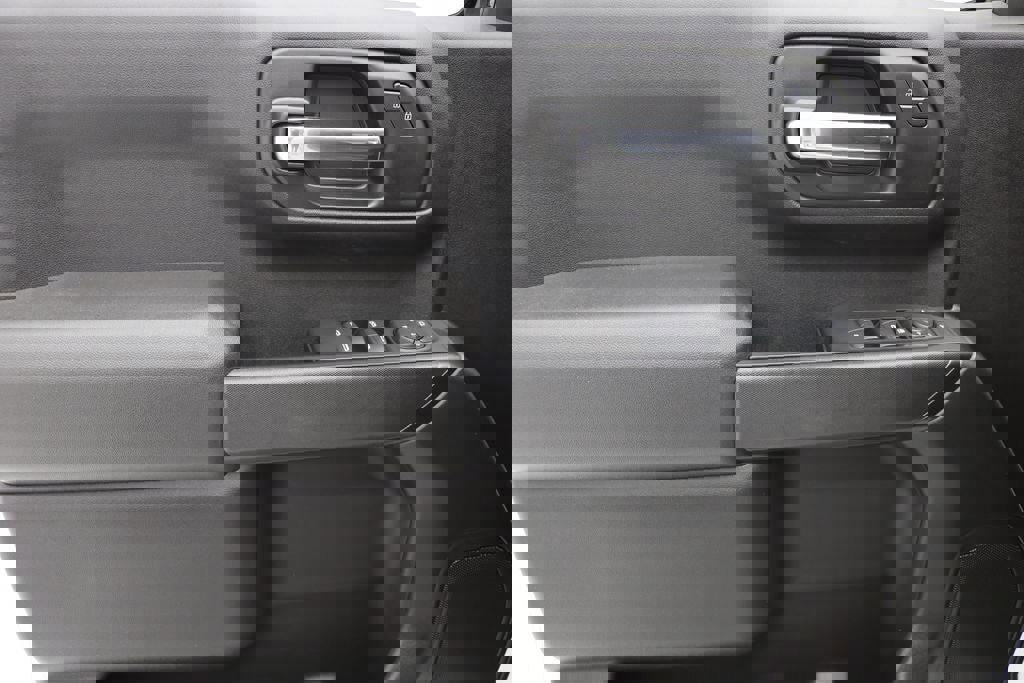 Used 2024 GMC Sierra 1500 Pro w/ Graphite Edition image 18