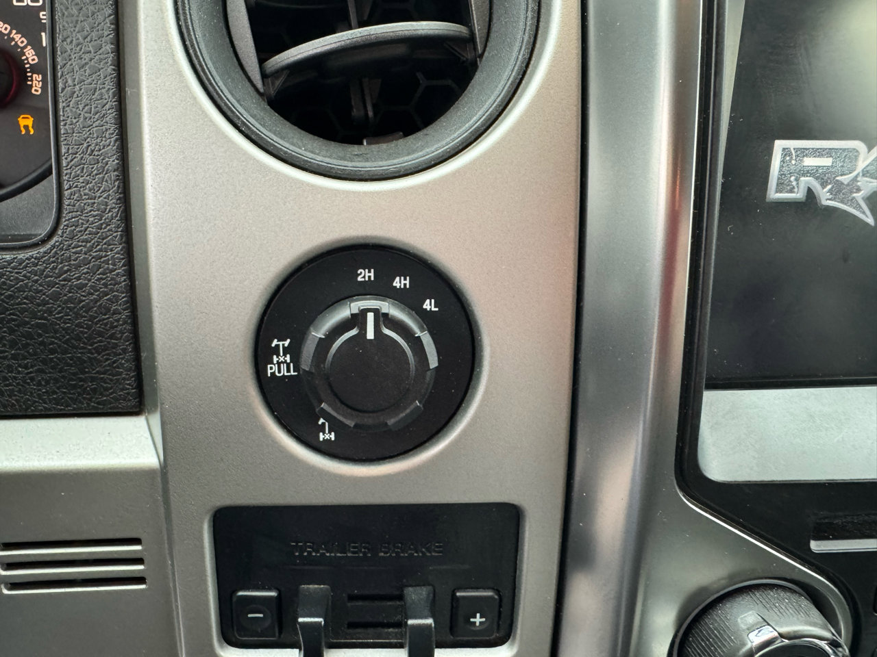 Used 2014 Ford F150 Raptor w/ Equipment Group 801A Luxury image 22