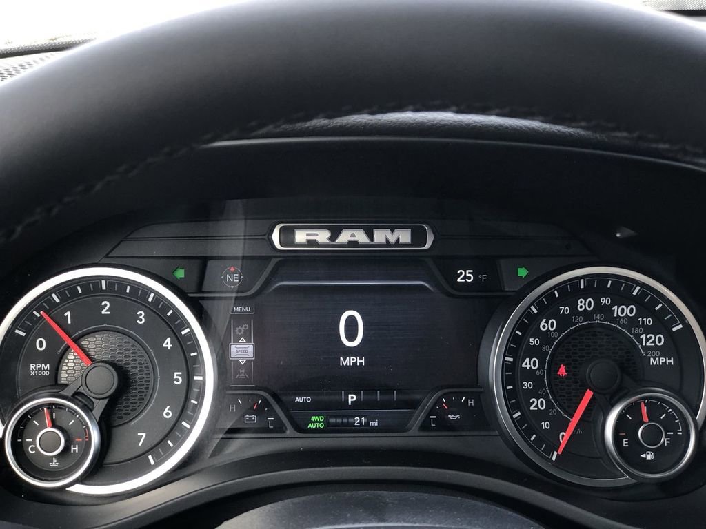 New 2026 RAM 1500 Big Horn AWD/4WD image 16