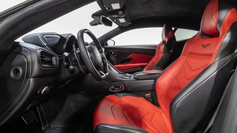 Used 2019 Aston Martin DBS Superleggera image 14