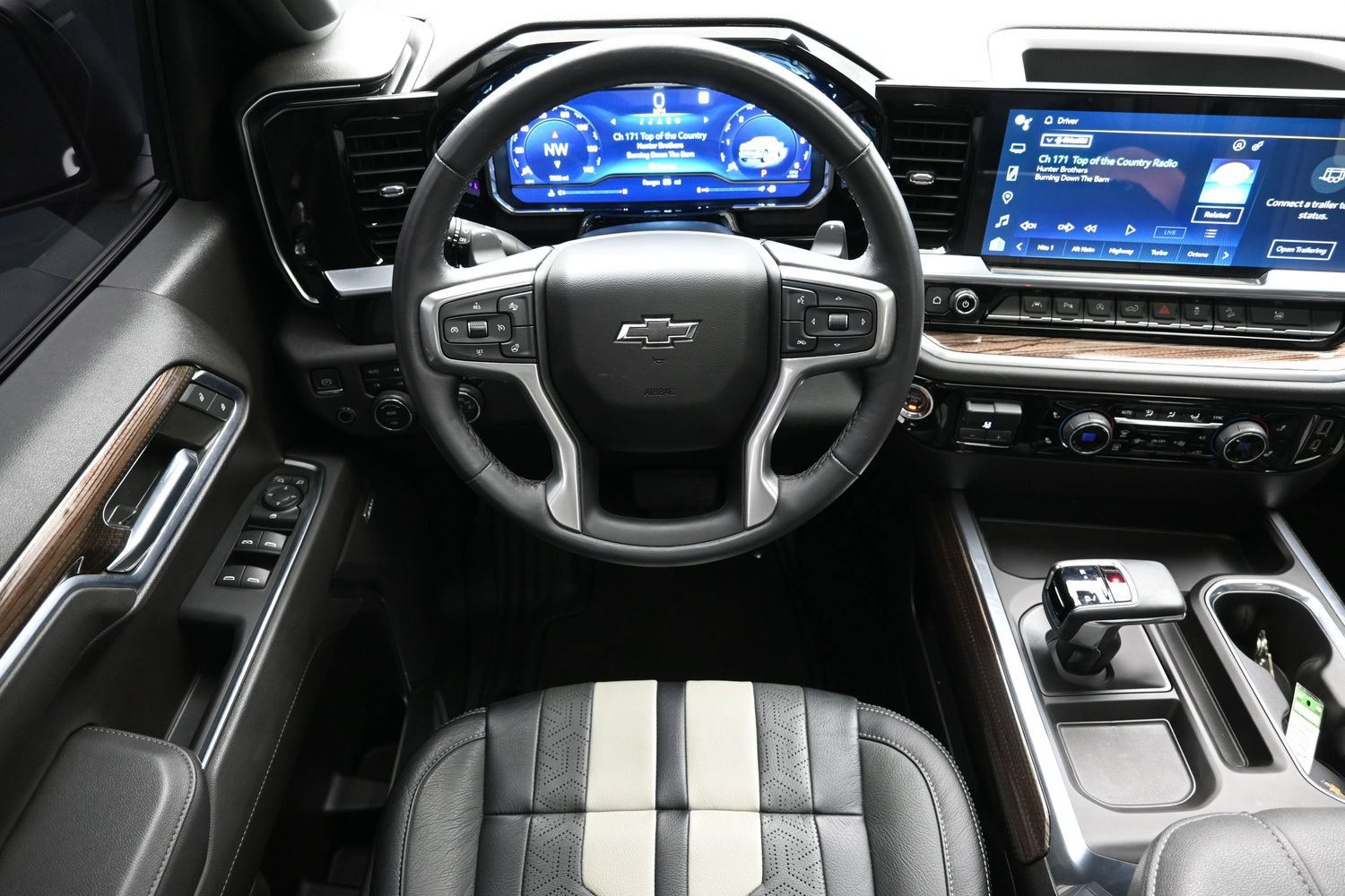 Used 2023 Chevrolet Silverado 1500 RST w/ All Star Edition Plus AWD/4WD image 26