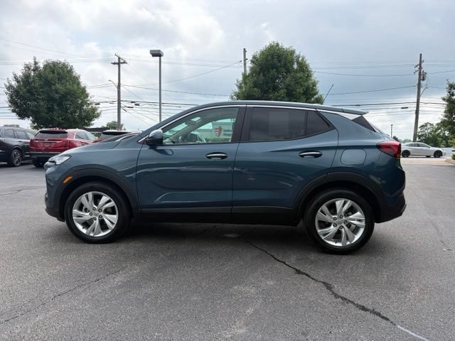 Certified 2024 Buick Encore GX Preferred FWD image 2