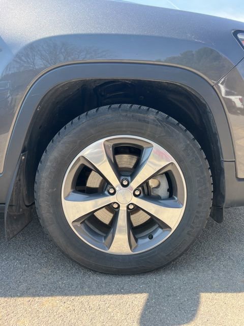 Used 2020 Jeep Cherokee Limited AWD/4WD image 22