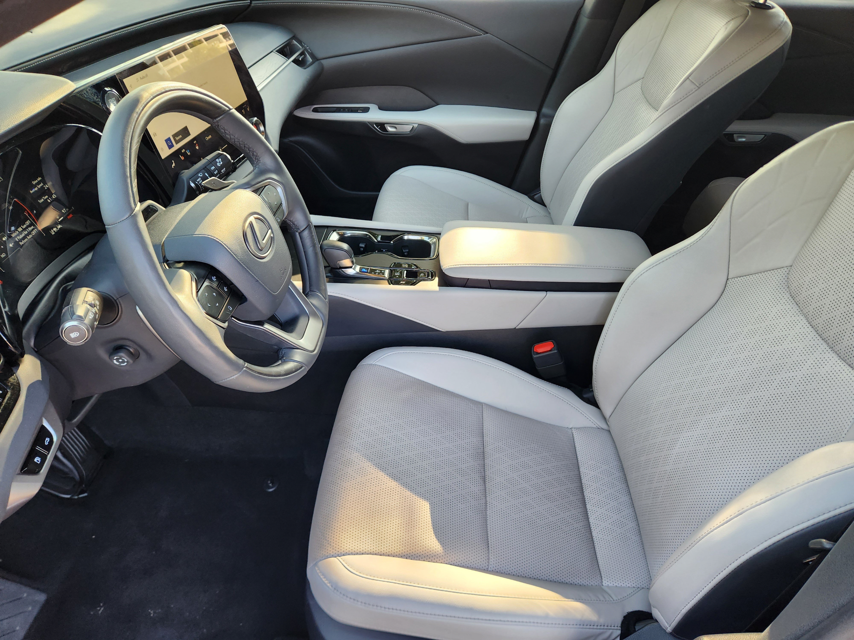 Certified 2025 Lexus RX 350 Premium Plus w/ Convenience Package FWD image 5