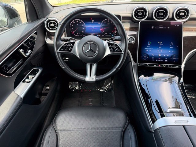 Certified 2024 Mercedes-Benz GLC 300 4MATIC image 11