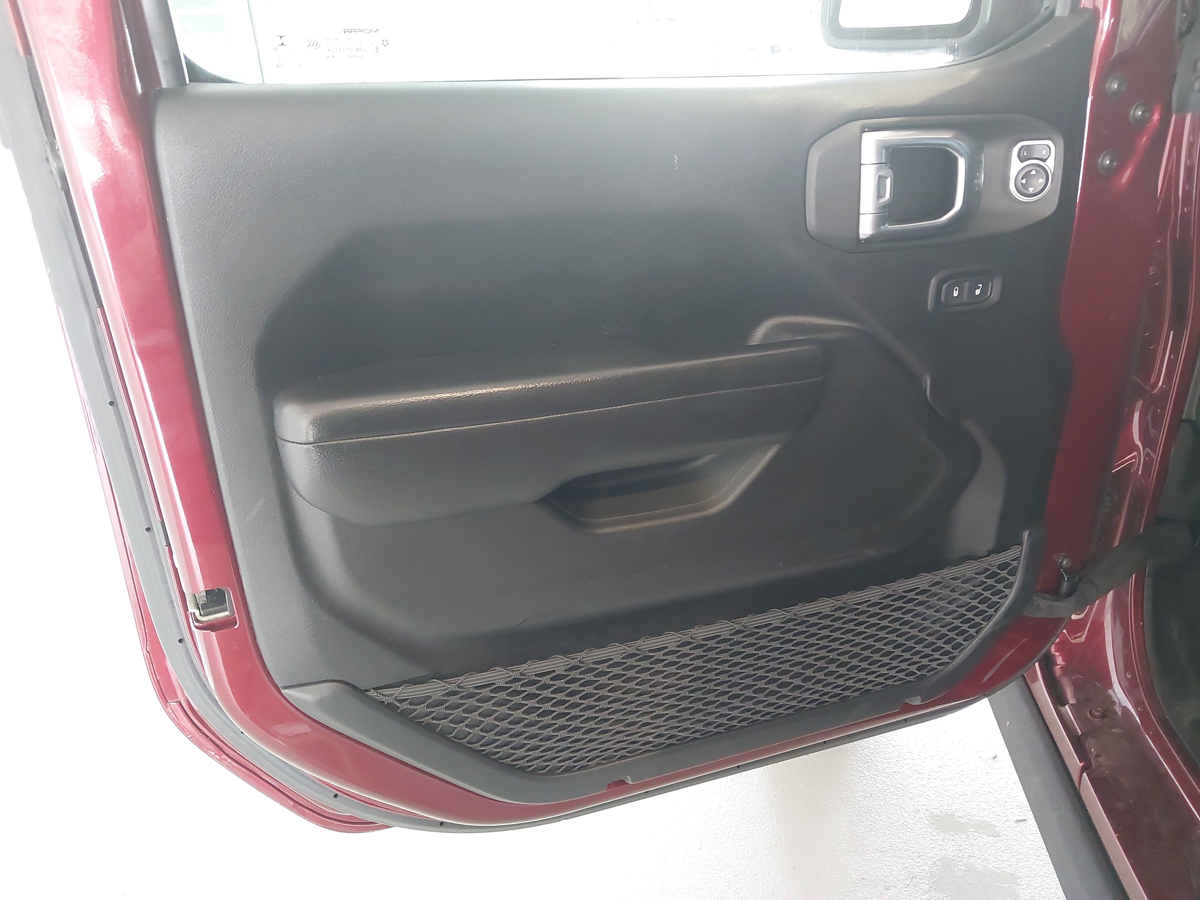 Used 2021 Jeep Gladiator Mojave w/ Cold Weather Group AWD/4WD image 25