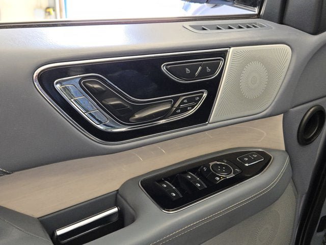 Used 2024 Lincoln Navigator L Black Label AWD/4WD image 22