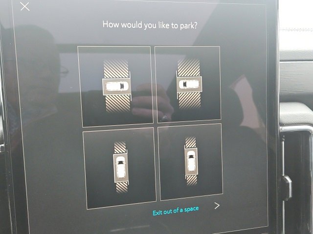 New 2026 GMC Yukon Denali w/ Sun & Power Step Package image 34