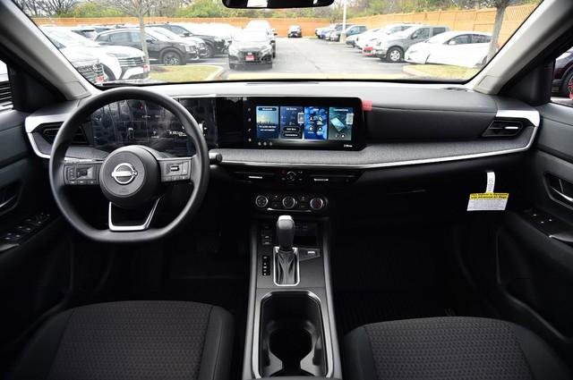 New 2026 Nissan Kicks S image 8