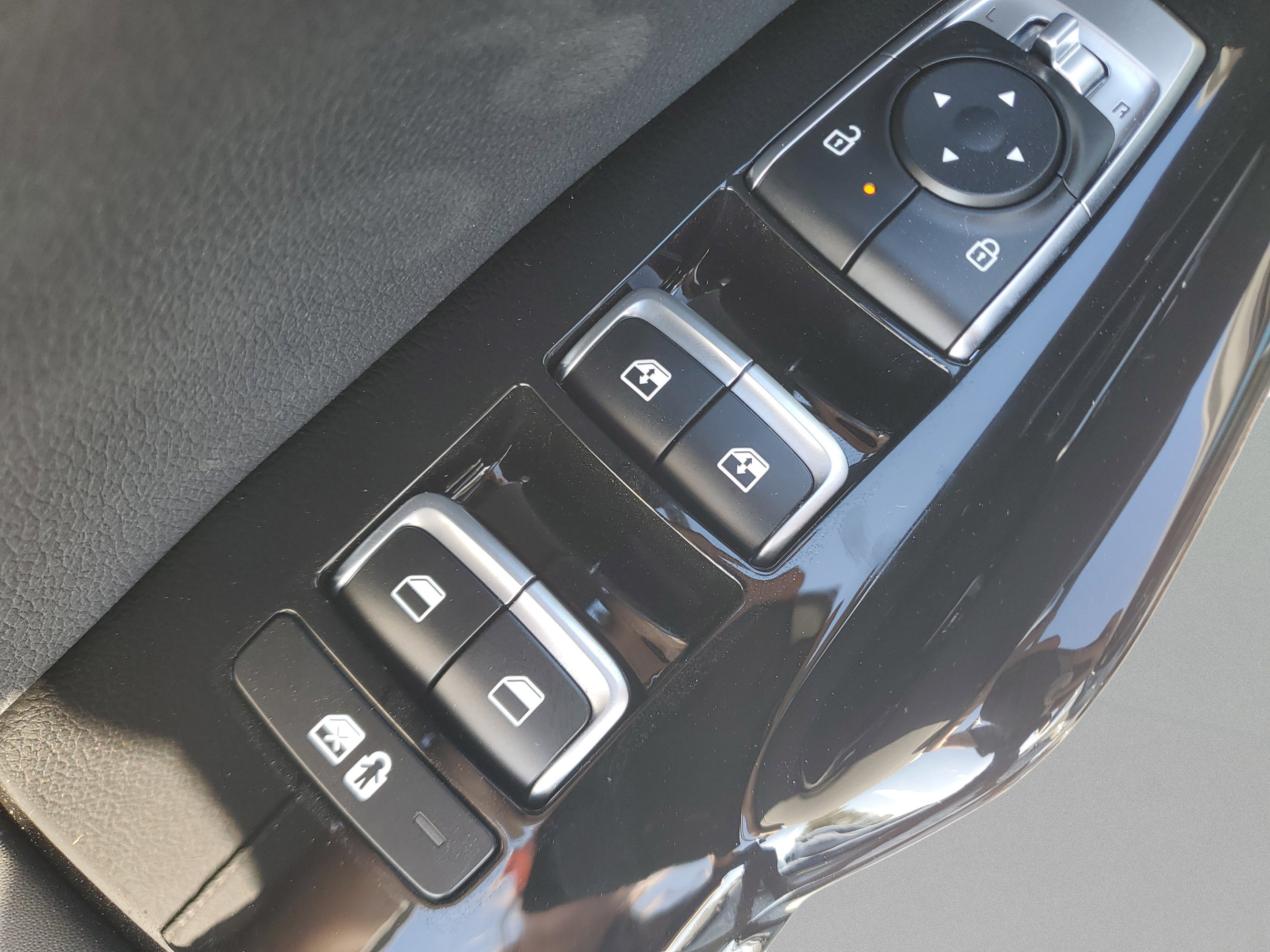 Certified 2026 Kia K5 GT-Line FWD image 16