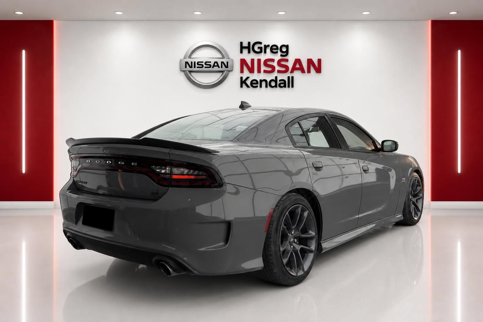 Used 2023 Dodge Charger Scat Pack w/ Navigation & Travel Group RWD image 4