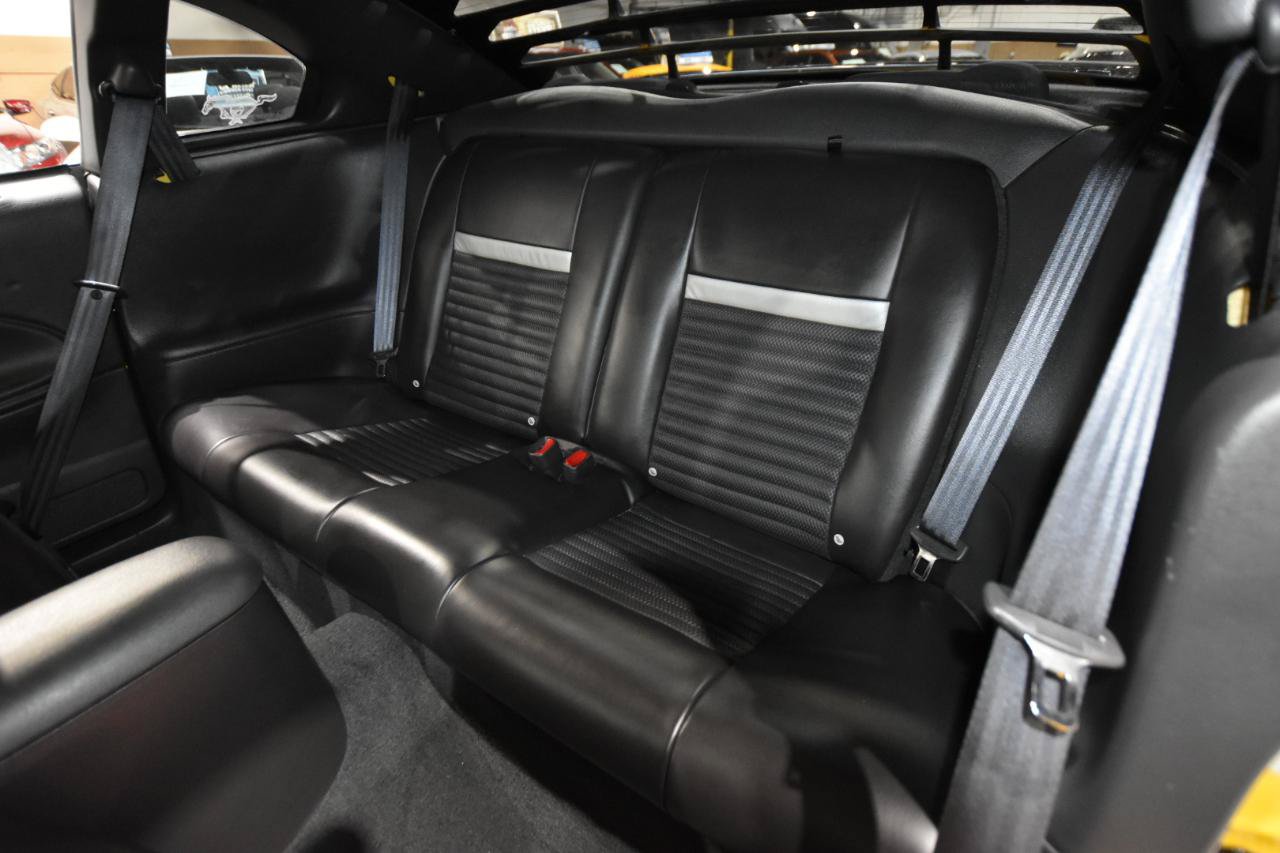 Used 2004 Ford Mustang Mach 1 RWD image 37