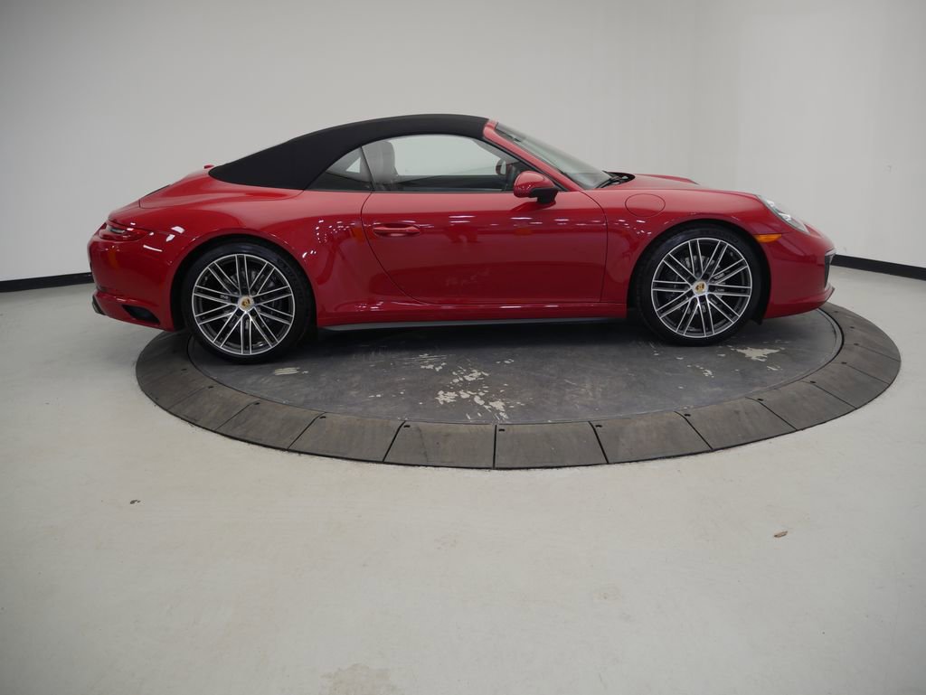 Certified 2019 Porsche 911 Carrera 4 image 8