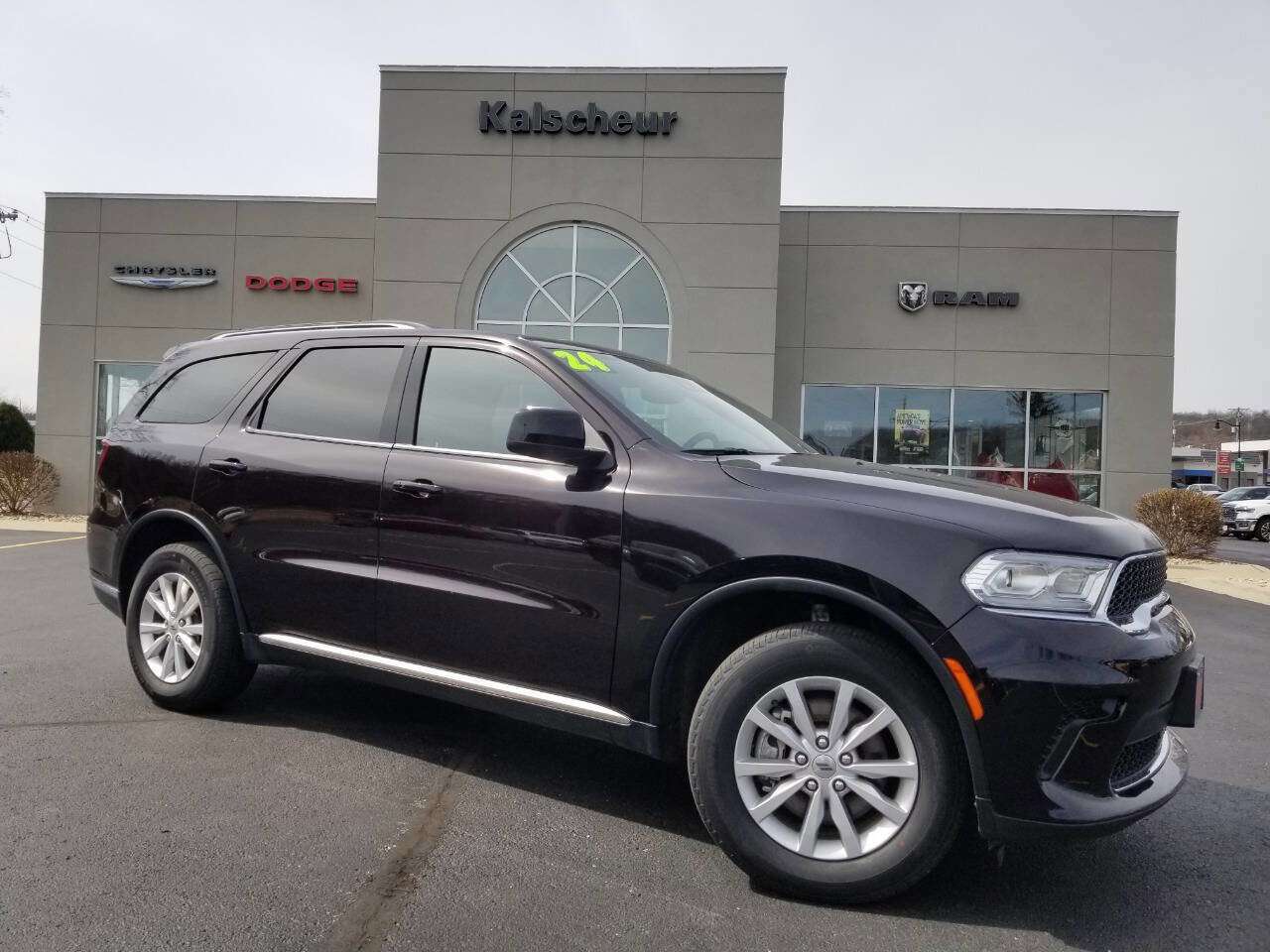 Used 2024 Dodge Durango SXT