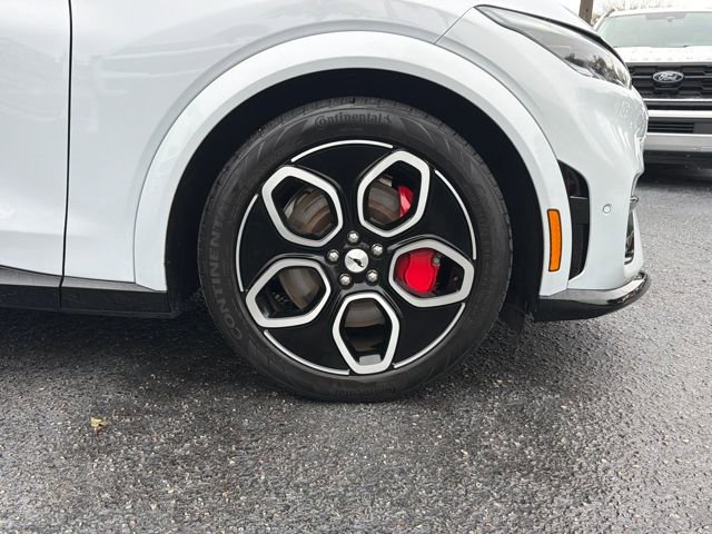 Used 2023 Ford Mustang Mach-E GT image 31