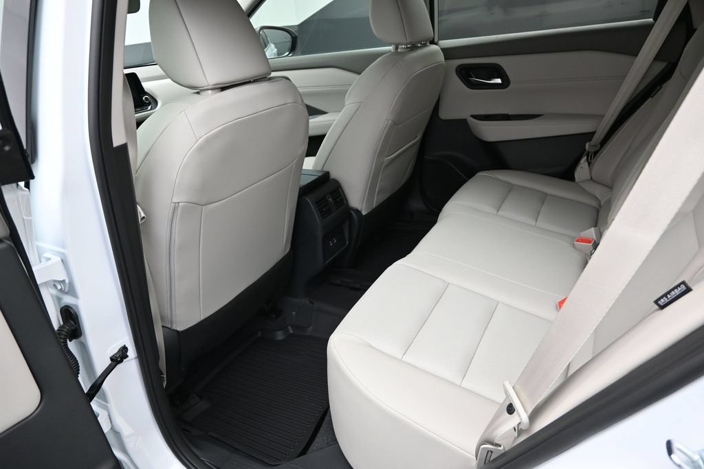 New 2026 Nissan Rogue Dark Armor AWD/4WD image 20