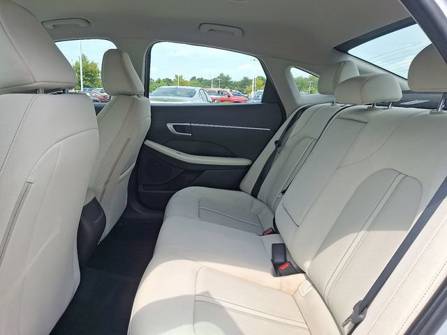 Used 2025 Hyundai Sonata SEL FWD image 10