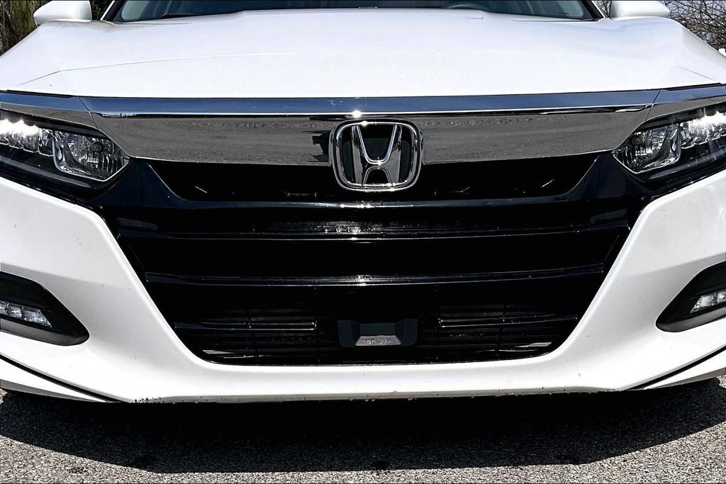 Used 2020 Honda Accord EX image 28