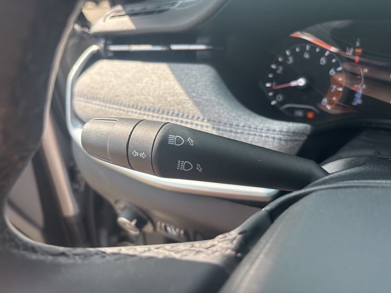 Used 2023 Jeep Compass Latitude AWD/4WD image 36