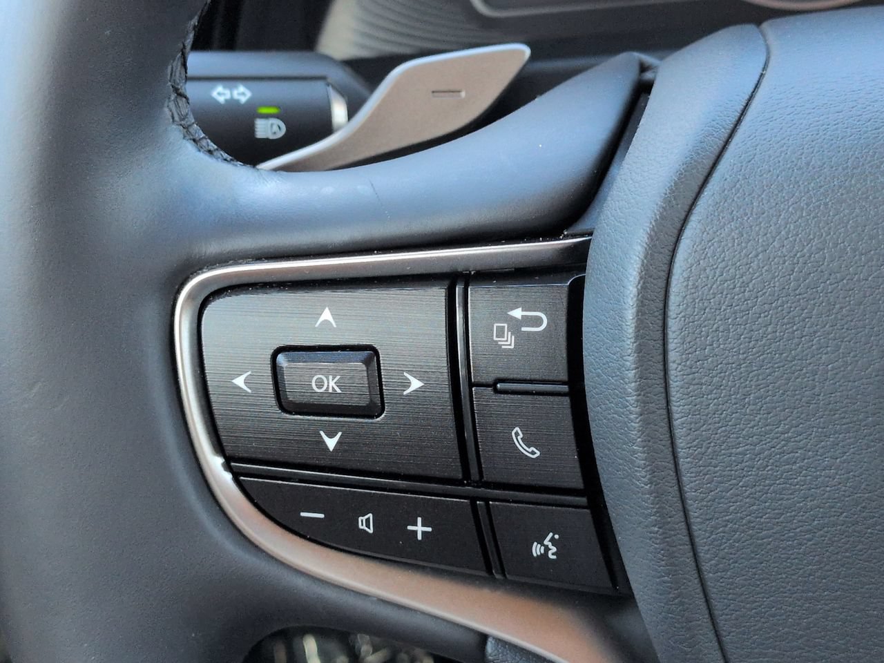 Used 2022 Lexus ES 350 w/ Premium Package FWD image 22