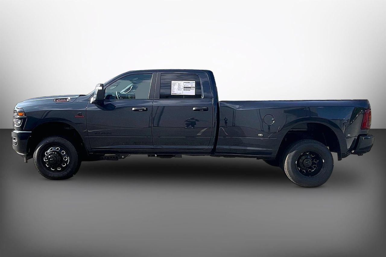 New 2026 RAM 3500 Big Horn AWD/4WD image 5
