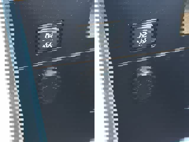 Used 2010 Toyota Venza AWD image 23