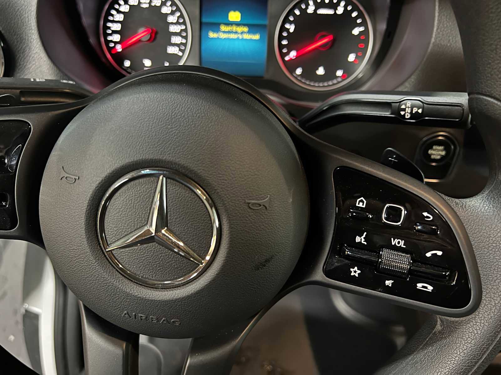 Used 2024 Mercedes-Benz Sprinter 2500 image 26