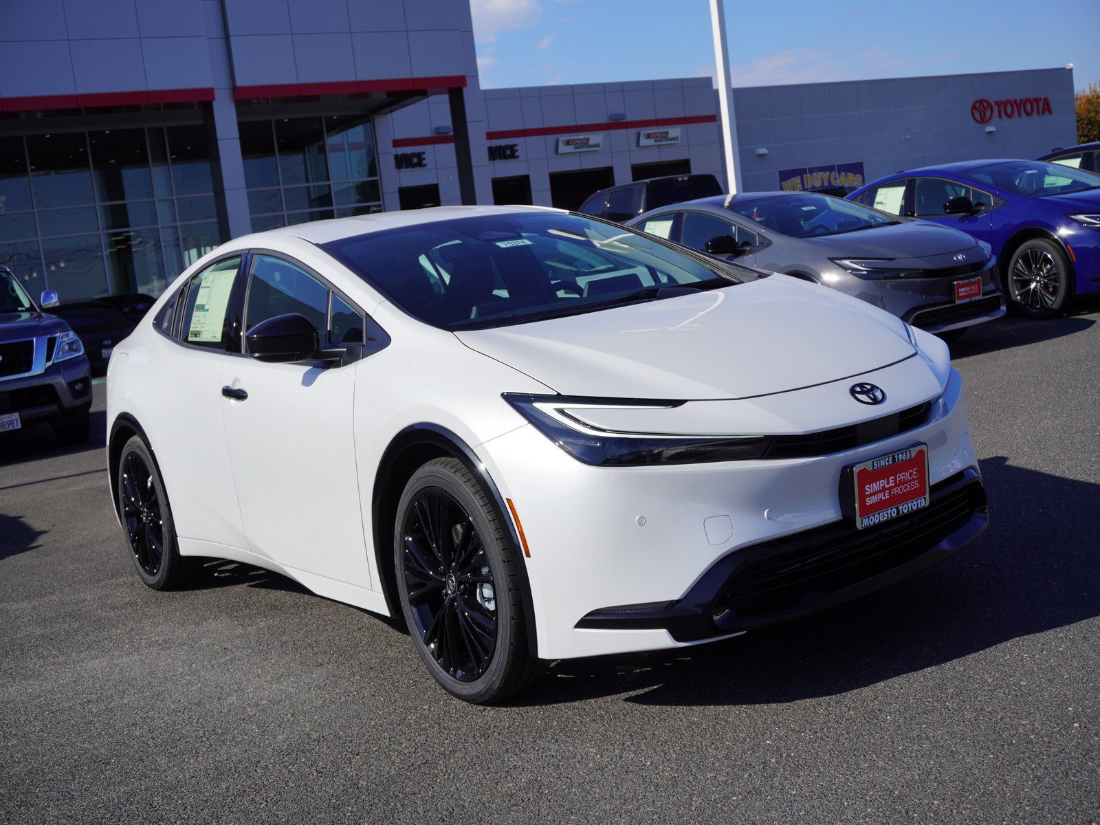 New 2026 Toyota Prius Plug-In Hybrid FWD image 27