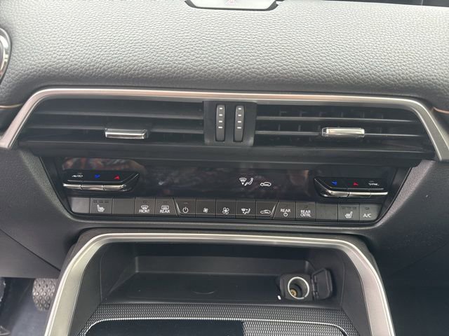 Used 2025 MAZDA CX-90 3.3 Turbo w/ Premium Sport Pkg image 17