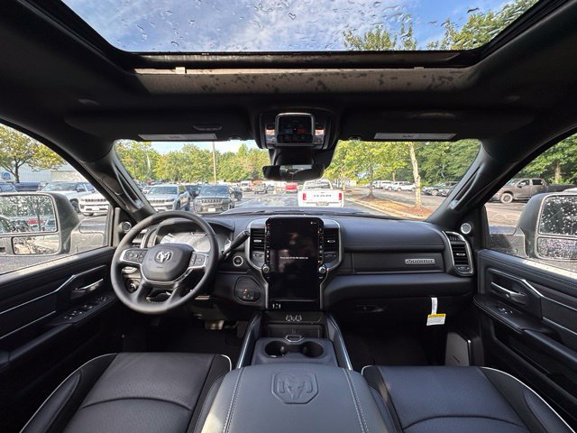 New 2026 RAM 2500 Laramie AWD/4WD image 2
