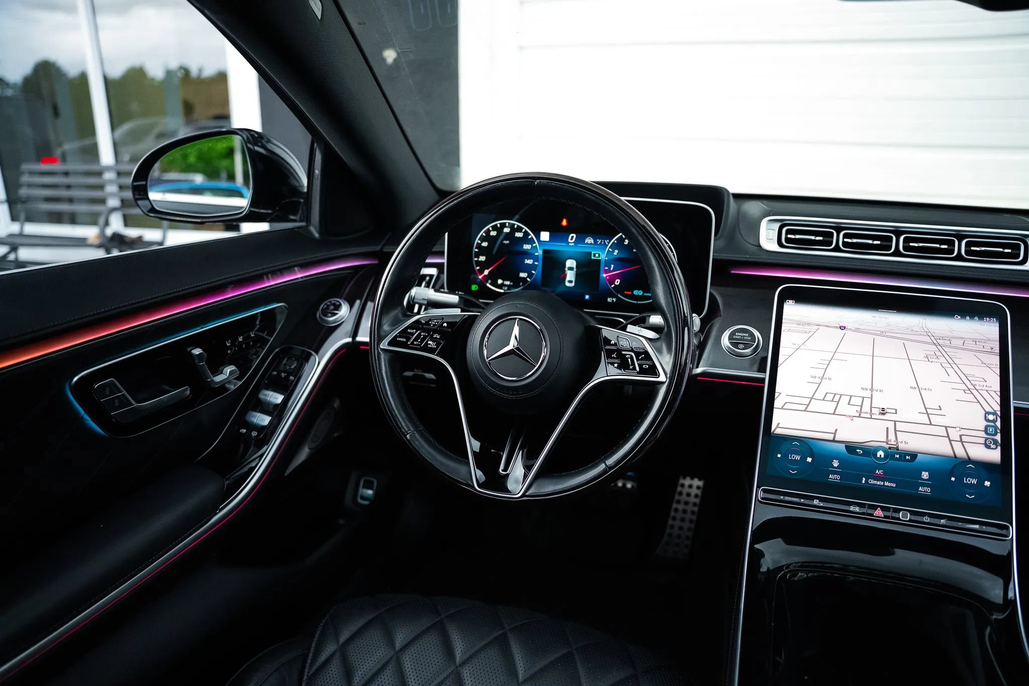 Used 2022 Mercedes-Benz S 580 4MATIC Sedan image 35