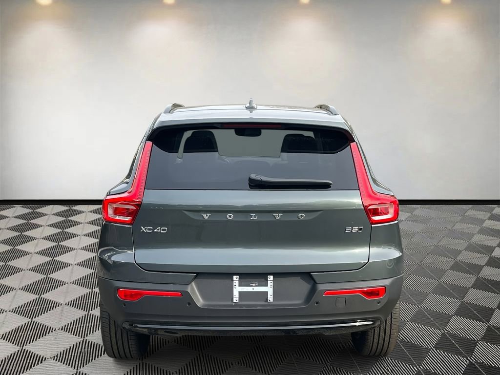 New 2026 Volvo XC40 B5 Plus w/ Protection Package Premier image 4