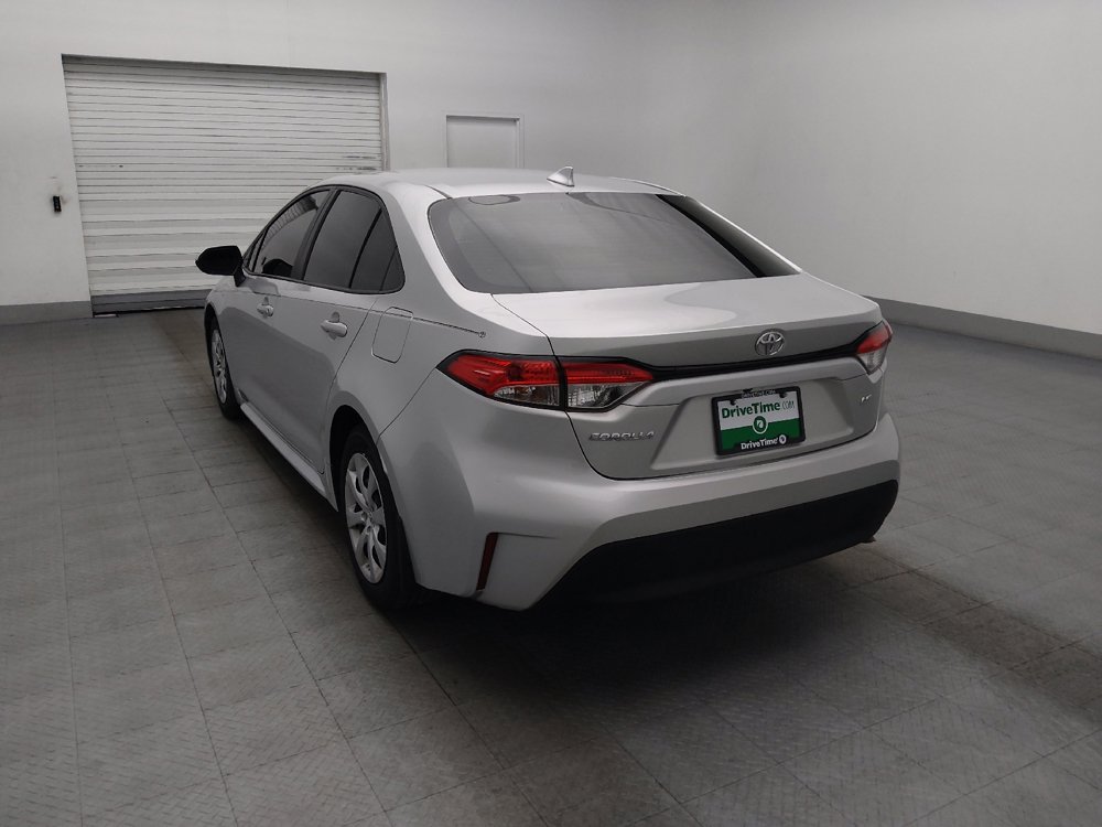 Used 2025 Toyota Corolla LE FWD image 5