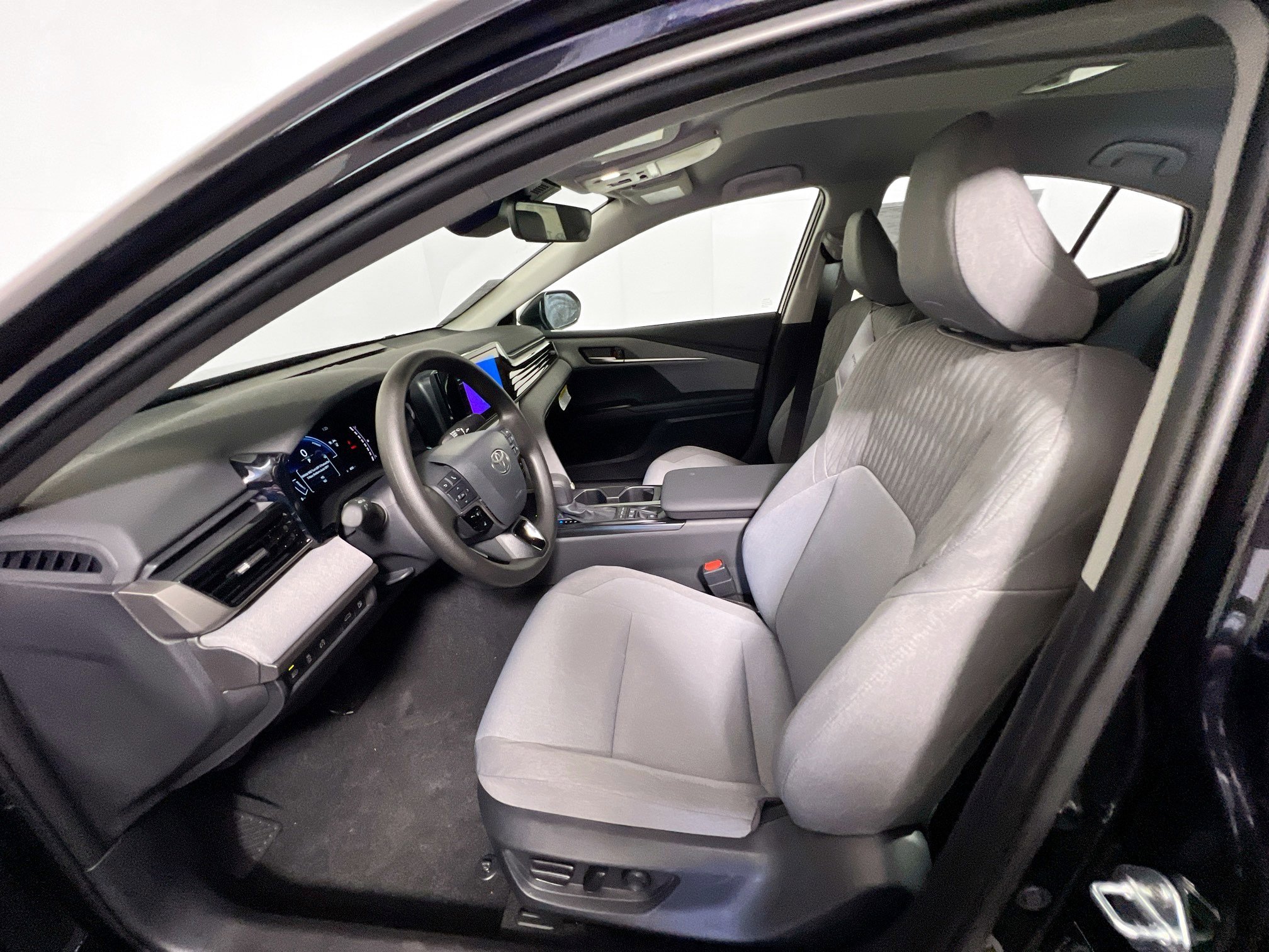 New 2026 Toyota Camry LE w/ Convenience Package image 14