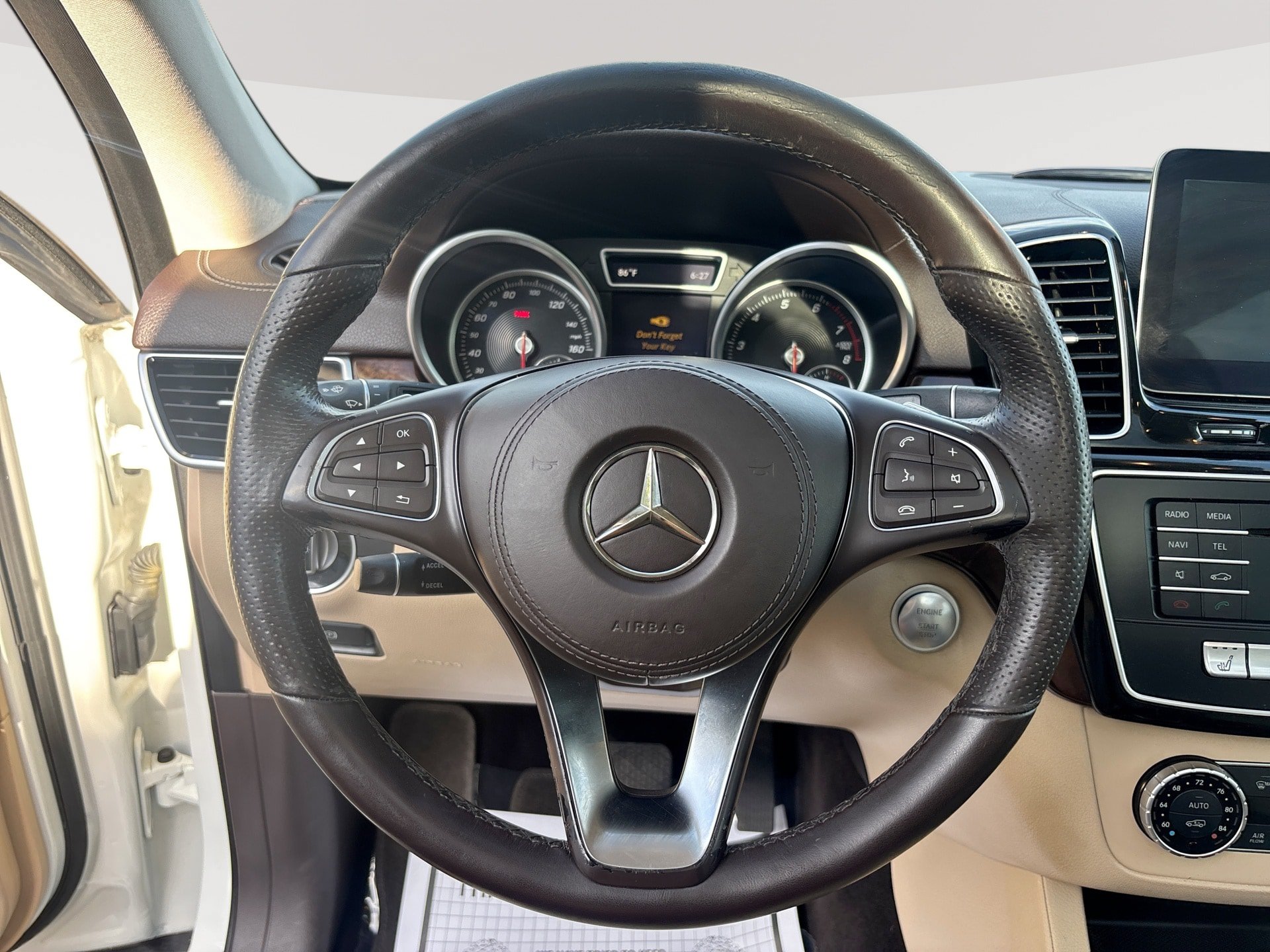 Used 2018 Mercedes-Benz GLS 450 4MATIC w/ Premium Package image 11