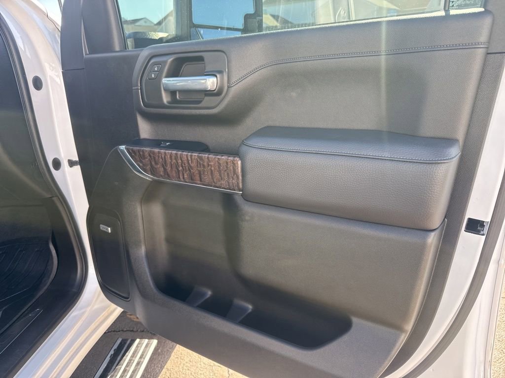 Used 2022 GMC Sierra 2500 Denali w/ Denali Ultimate Package image 37