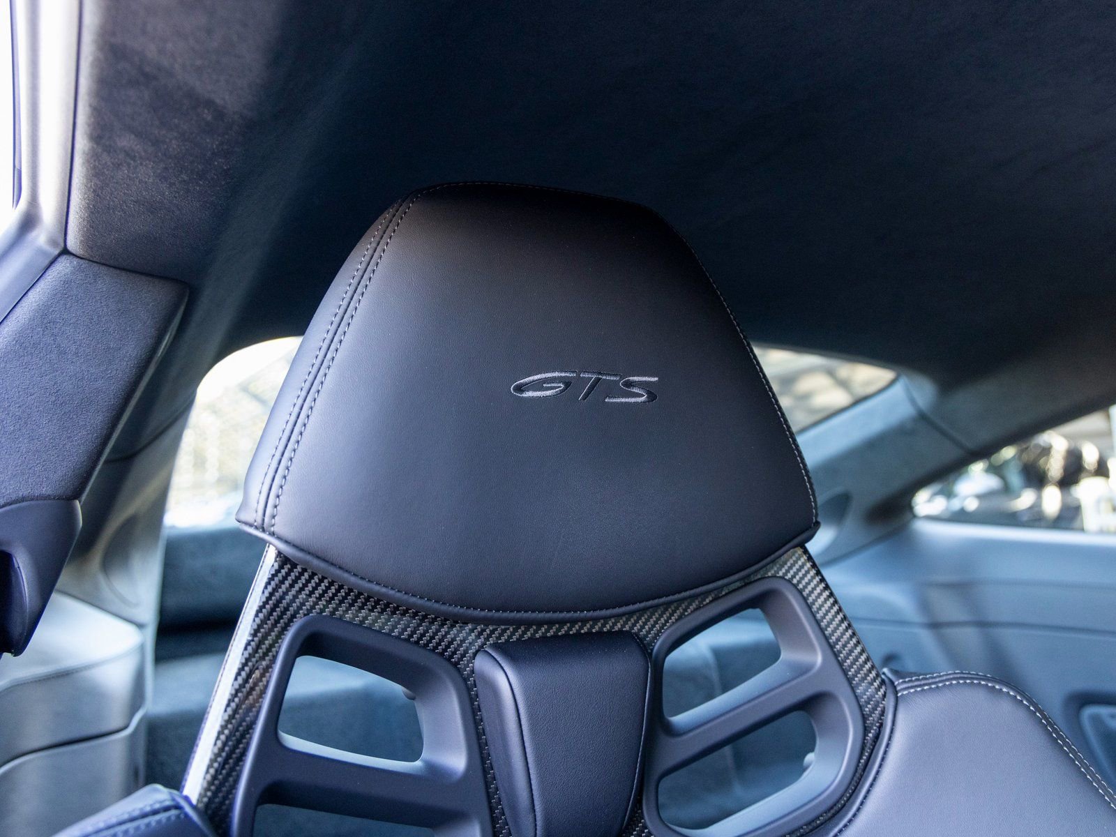 Certified 2025 Porsche 911 Carrera GTS RWD image 53