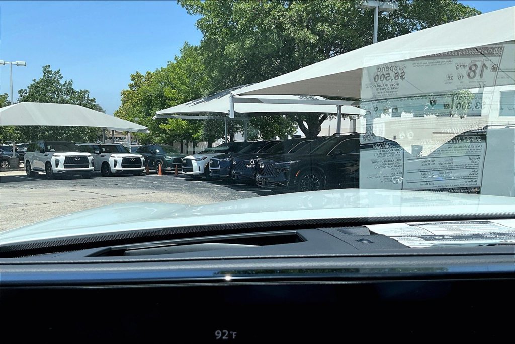 New 2027 INFINITI QX80 Luxe w/ Cargo Package RWD image 27