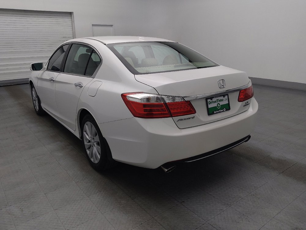 Used 2015 Honda Accord Touring image 5